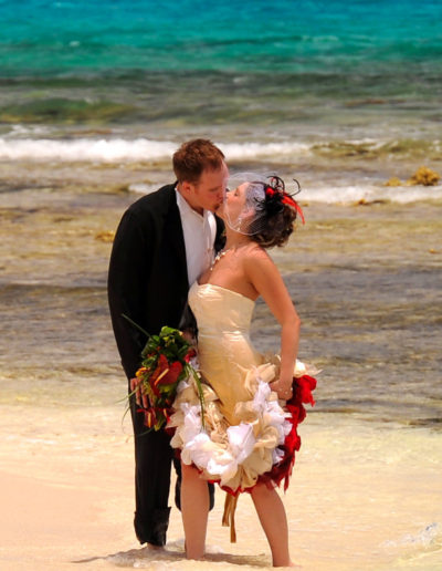 2011-04-24 - Justin & Danielle Ladwig Wedding - St. Thomas 02 (1)